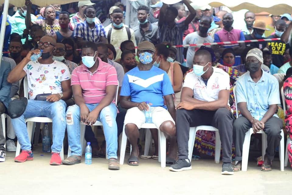 CAMPAGNE DE SENSIBILISATION SUR LA VACCINATION CONTRE LA COVID-19 DANS LES MARCHÉS : ÉTAPE  MONT-BOUËT  