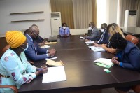 Ce matin, Madame le Maire de la Commune de #Libreville a reçu la société de courtage ACR, venue lui présenter  premièrement ses civilités en tant qu'opérateur économique.